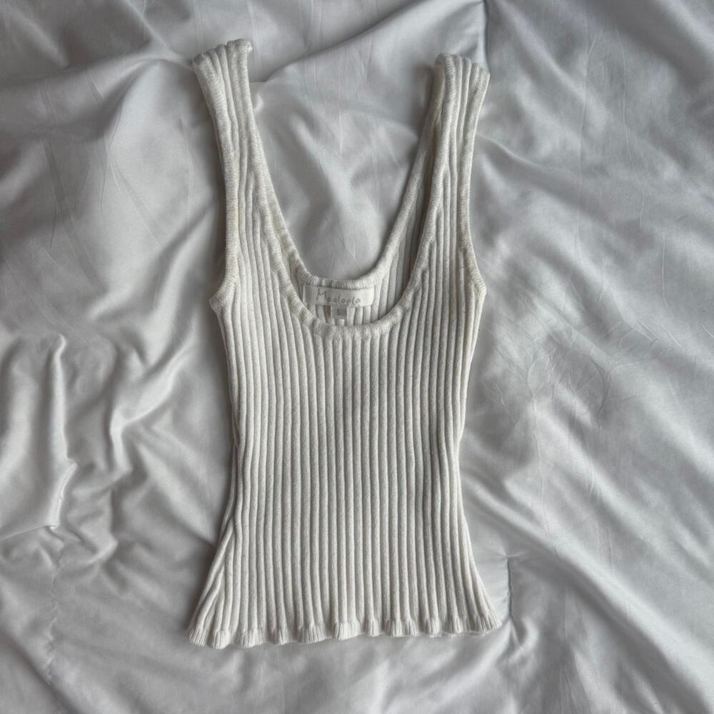 Ghanda white ribbed tank top